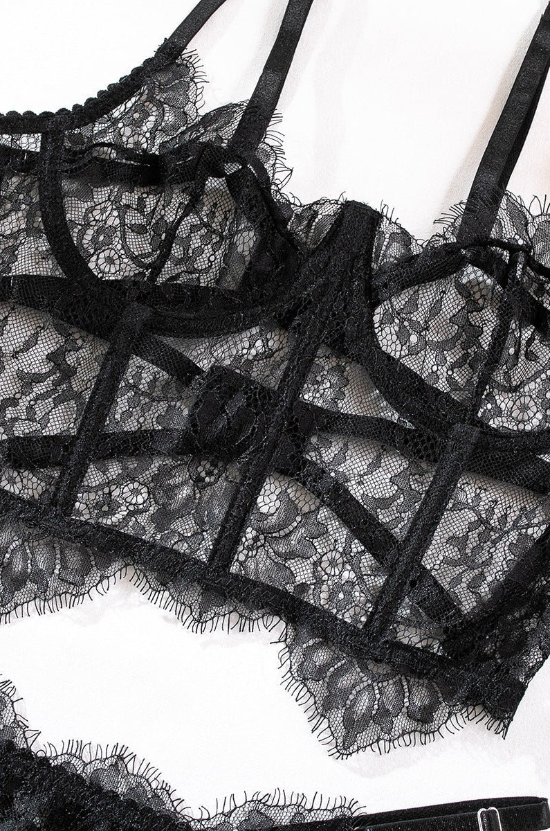 Black & Red Lace Adjustable Embroidered Corset & Panty Lingerie Set - gosundaymarket