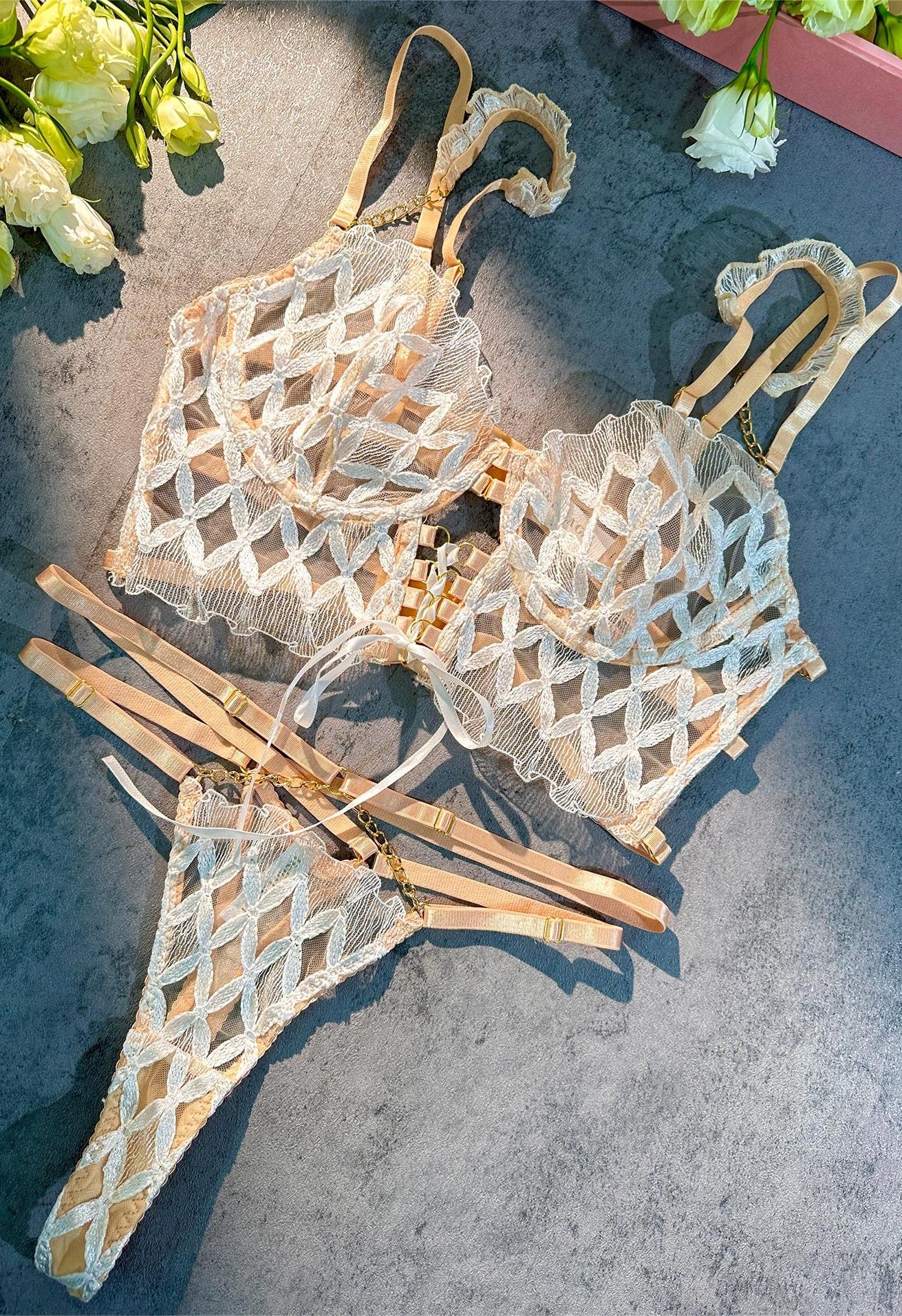 Delicate White Embroidery Lingerie Set - gosundaymarket