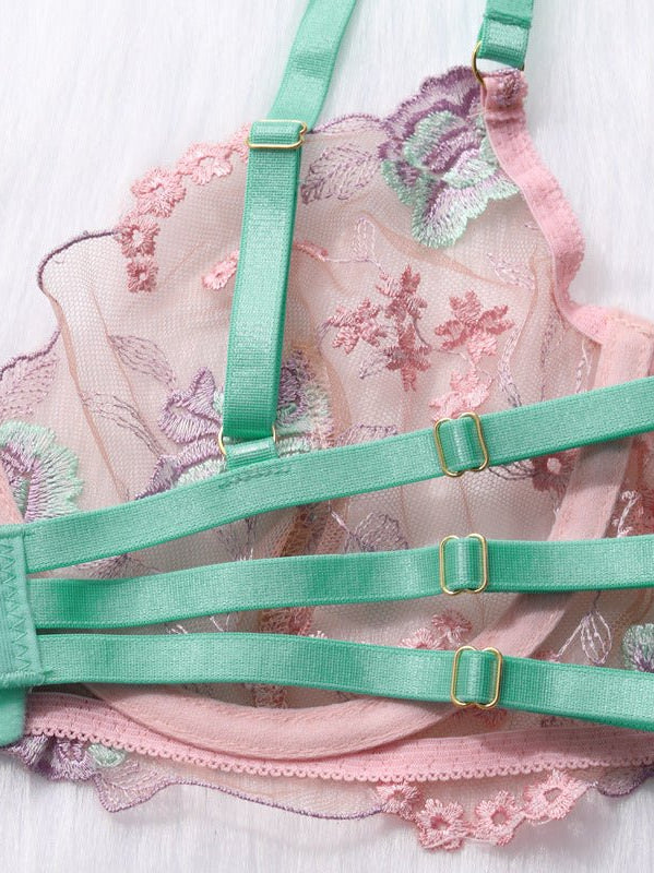 Tender Sweetheart Color Clash Lace Lingerie Set - gosundaymarket