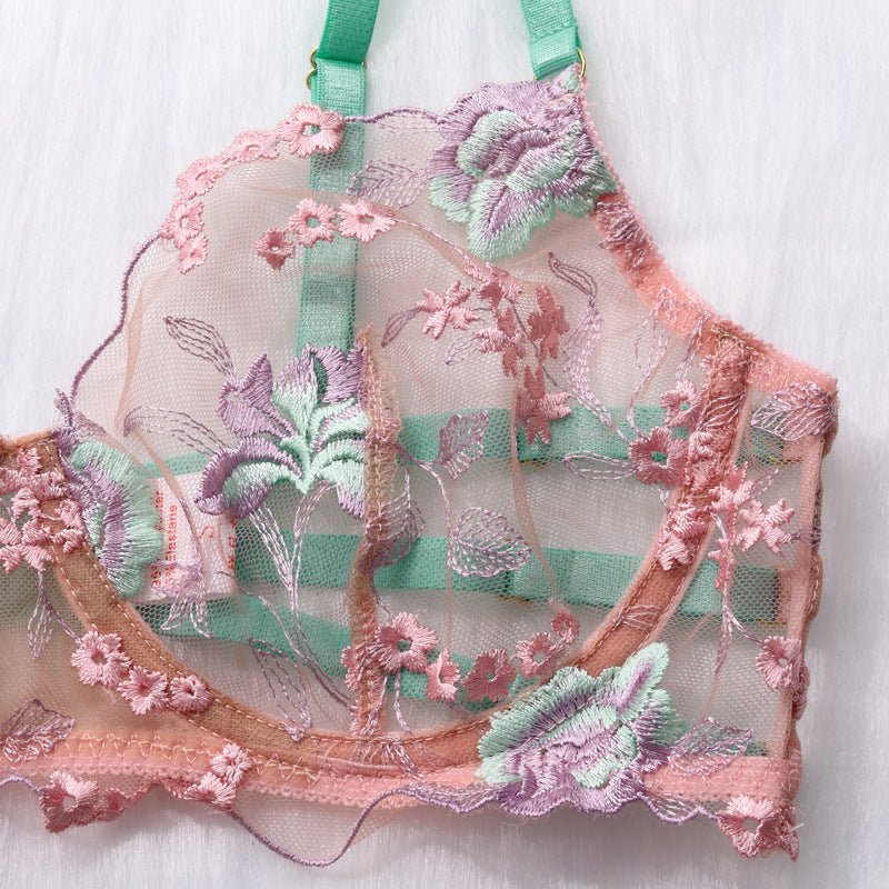 Tender Sweetheart Color Clash Lace Lingerie Set - gosundaymarket